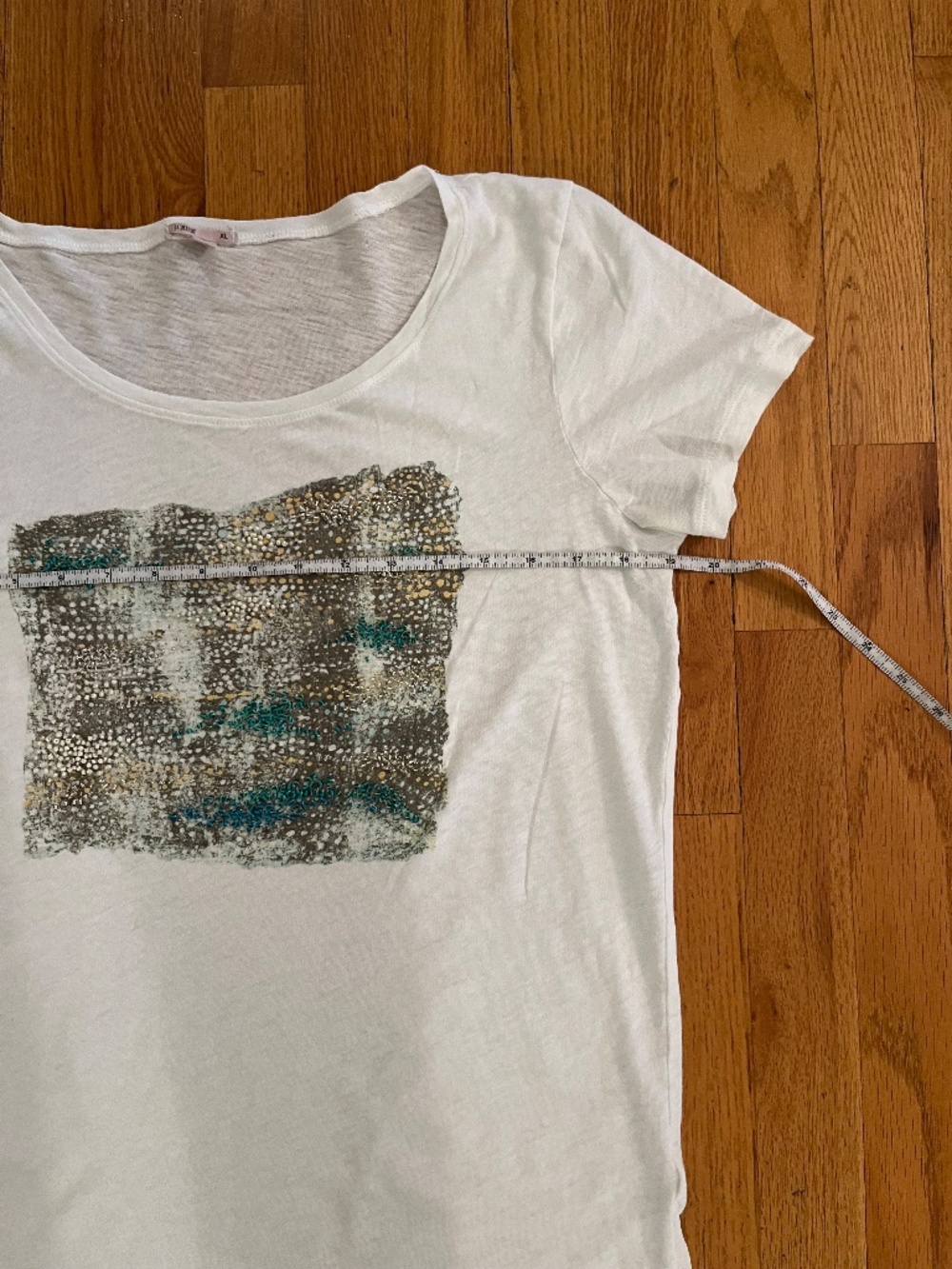 J.Crew Vintage Collector Graphic T-Shirt White Textured Abstract Art - Picture 5 of 5